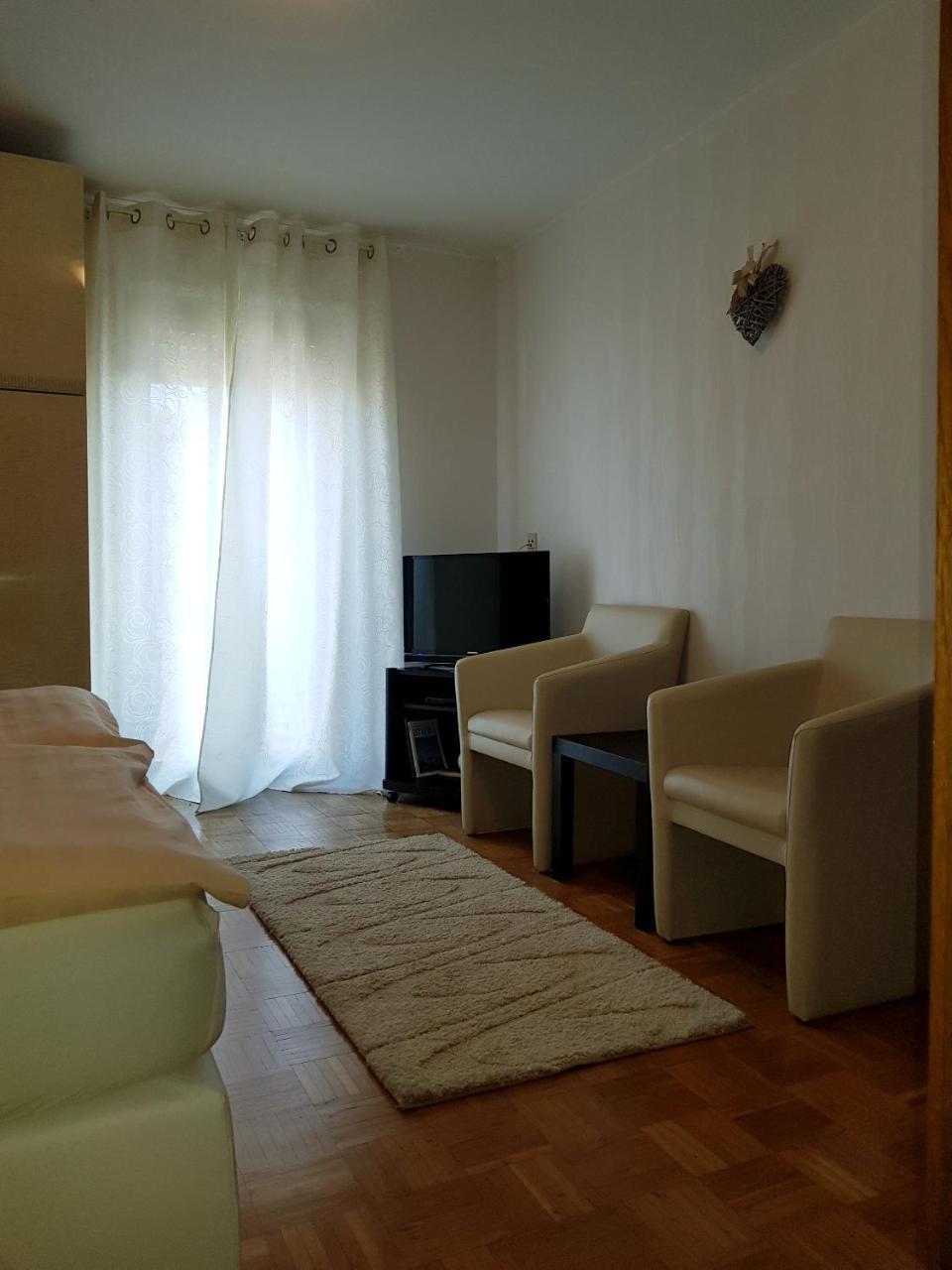 Pension Waldner Oberthulba Εξωτερικό φωτογραφία